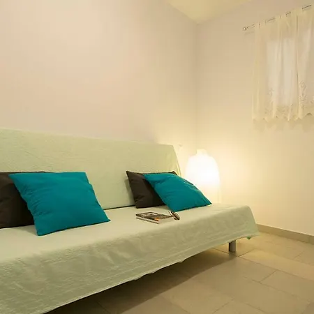 Aelia In - Charm & Convenience, 2min Spetses Town